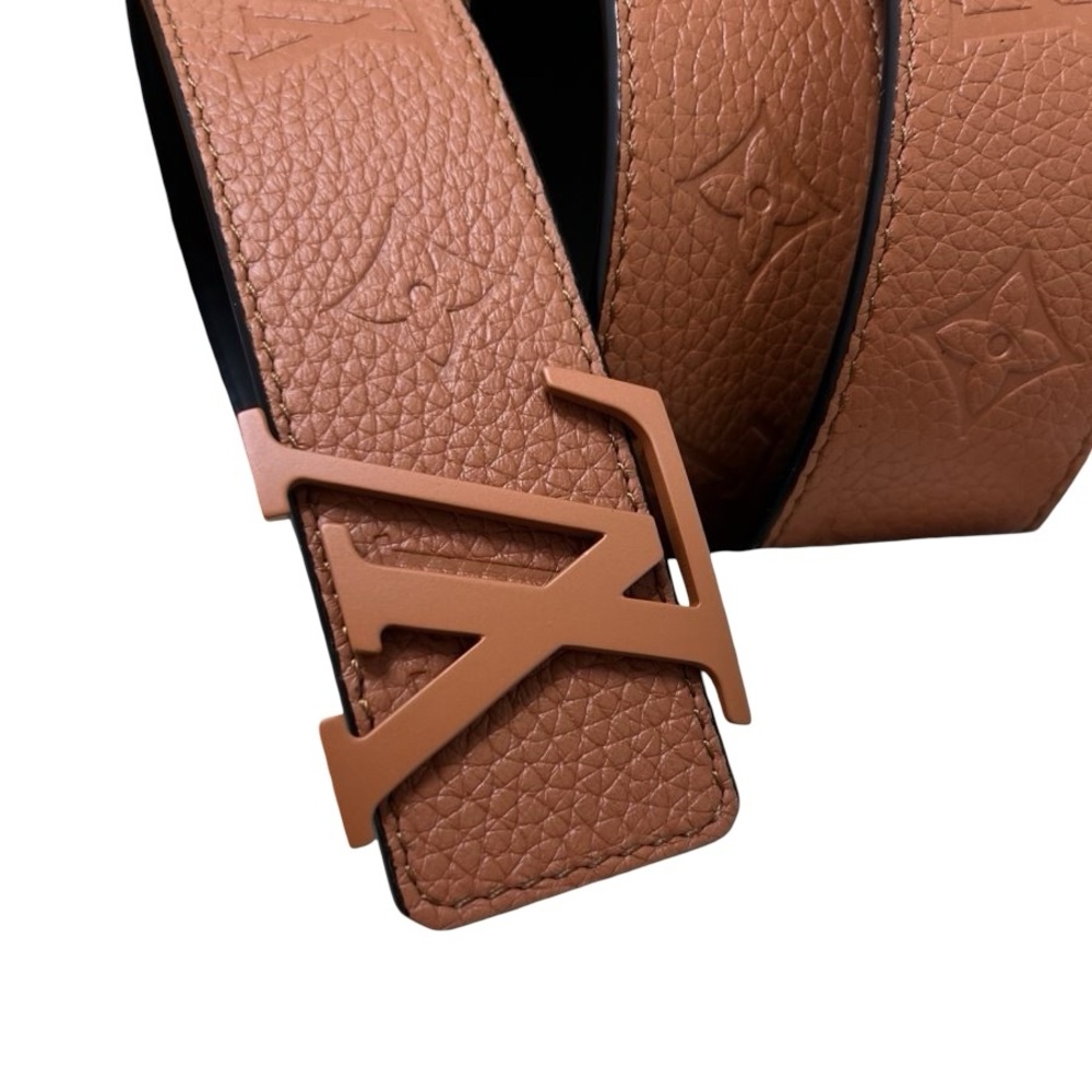 LV Initiales Taurillon Monogram 40mm Reversible Belt - Picture 2 of 9